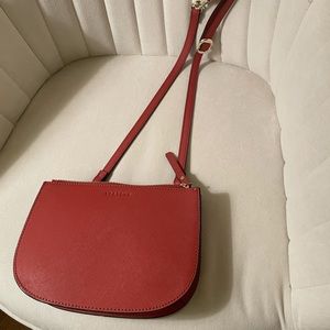 Lo & Sons crossbody bag